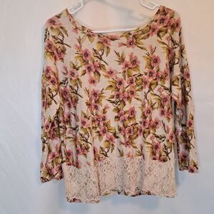 Disney Floral Long Sleeve Top with Lace Trim Women's Medium #221